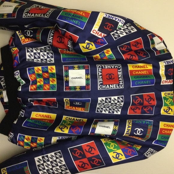 CHANEL Vintage 80s UNISEX Jacket HOST PICK - Picture 2 of 6